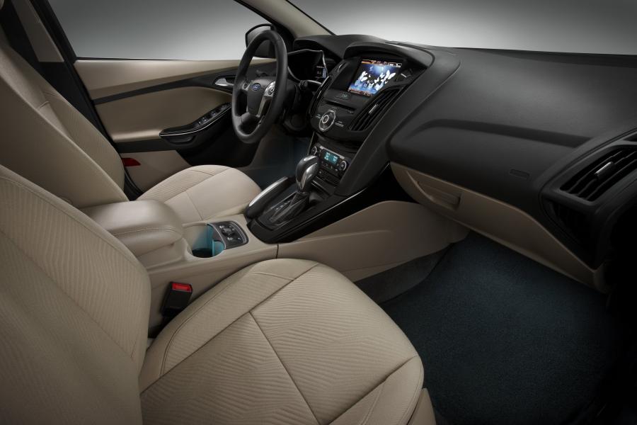  Ford Focus Electric 2011 года  (фото 37 из 131)
